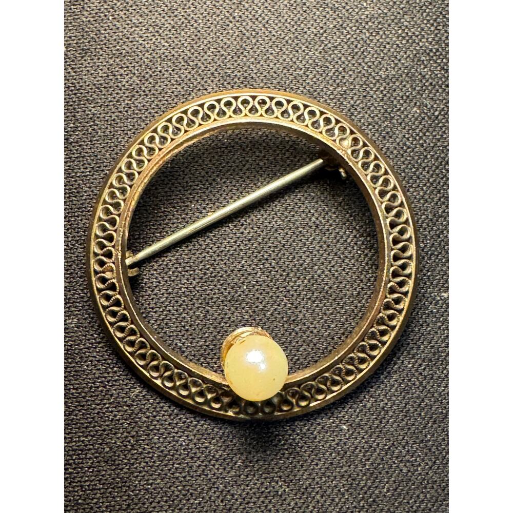 Vintage 1/20 12k Gold Filled Circle Real Pearl Brooch Filigree